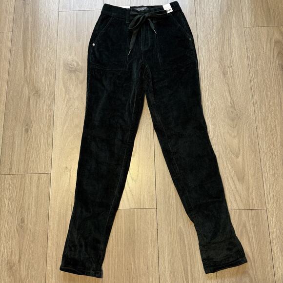 NWT Judy Blue Emerald Green High-Waisted Corduroy Cuffed Jogger Pants 0/24 - Picture 2 of 14